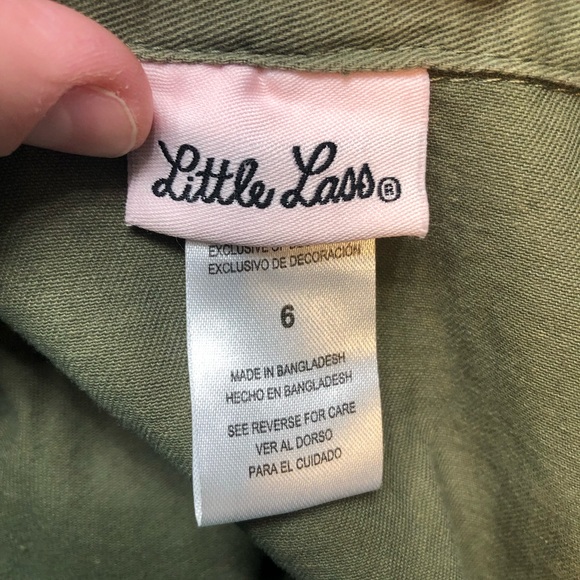 Little Lass girl's green jacket with embroidered floral accents, size 5 & 6 - Picture 9 of 9